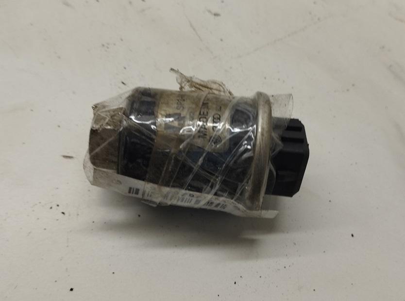 датчик кондиционера Audi A4 B5 1996, 1.8 л., бензин, МКПП, зелёный, универсал, 8D0959482