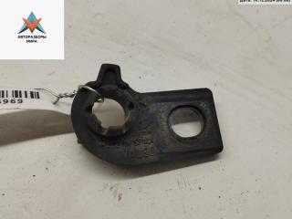 крепление фары правой Audi A4 B5 1996, 1.8 л., бензин, МКПП, зелёный, универсал, 8D0941454