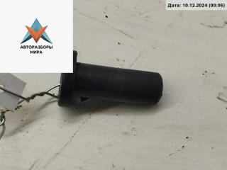 кронштейн радиатора Audi A4 B5 [рестайлинг] 1999, 1.6 л., бензин, МКПП, синий, седан, 8D0121200