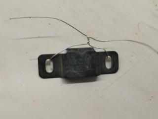кронштейн радиатора Audi A4 B5 1997, 1.8 л., бензин, АКПП, красный, седан, 4D0260427
