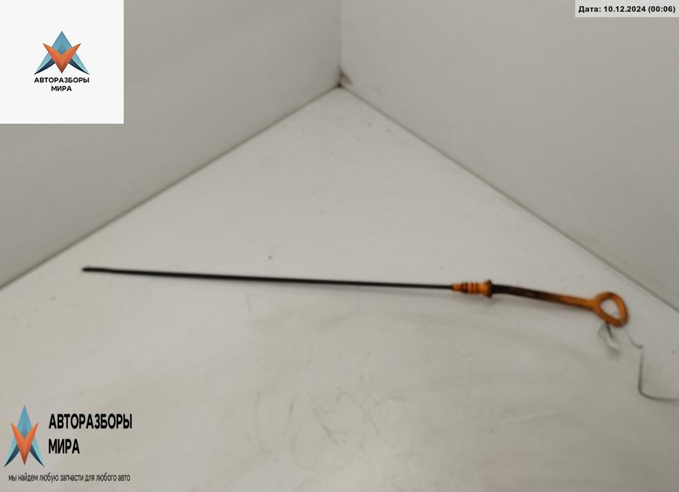 щуп двигателя Audi A4 B5 1997, 1.8 л., бензин, АКПП, красный, седан, 03115611C - фото №1