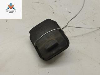 кронштейн радиатора Audi A4 B5 1997, 1.8 л., бензин, АКПП, красный, седан, 8D0121276