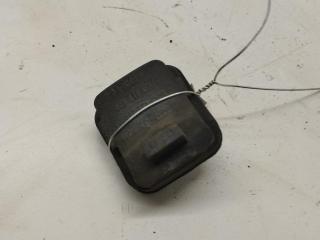 кронштейн радиатора Audi A4 B5 1997, 1.8 л., бензин, АКПП, красный, седан, 8D0121276