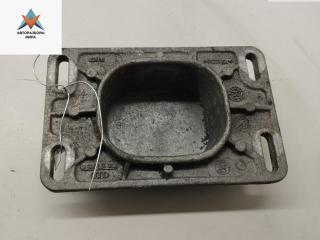 кронштейн двигателя Audi A4 B6 2004, 2.0 л., бензин, МКПП, серый, универсал, 8E0199335K