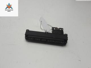 кнопка (выключатель) Volkswagen Passat B6 2006, 2.0 л., бензин, МКПП, серый, универсал, 3C0919234