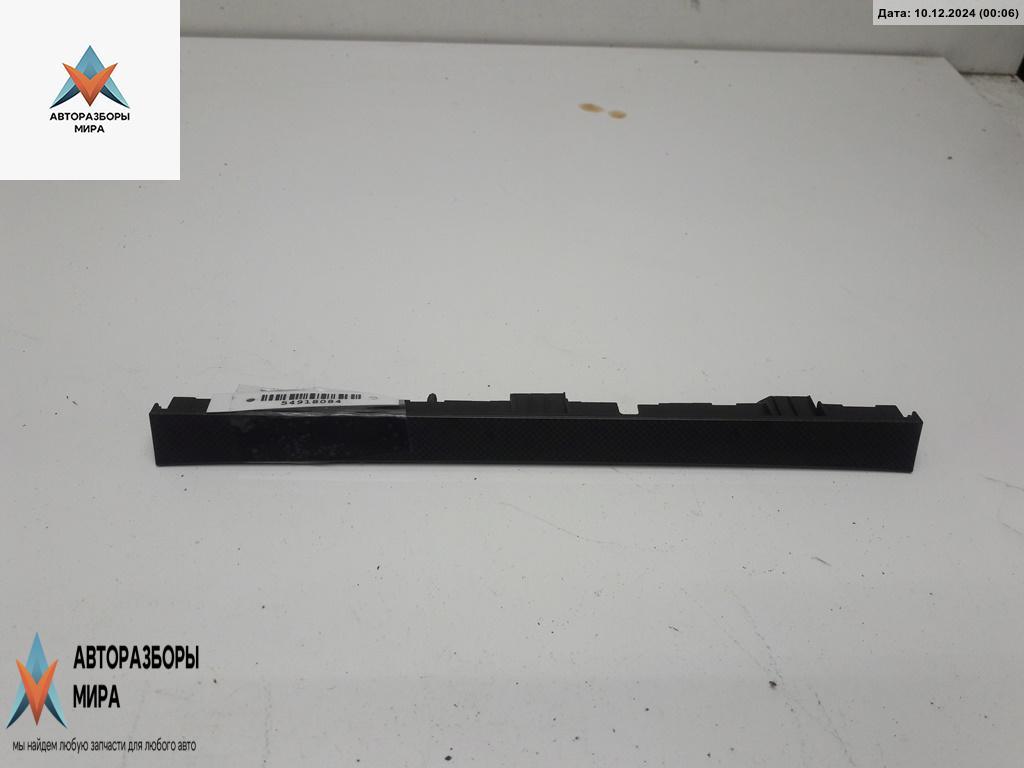 пластик Volkswagen Passat B6 2006, 2.0 л., бензин, МКПП, серый, универсал, 3C0858336F - фото №1