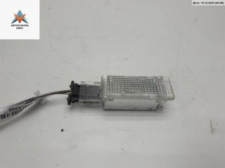 фонарь салона (плафон) Volkswagen Passat B6 2006, 2.0 л., бензин, МКПП, серый, универсал, 6L0947565