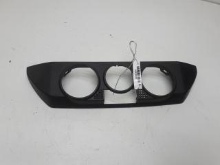 пластик Volkswagen Polo 2005, 1.2 л., бензин, МКПП, серый, хетчбэк 3 дв., 6Q0820075C