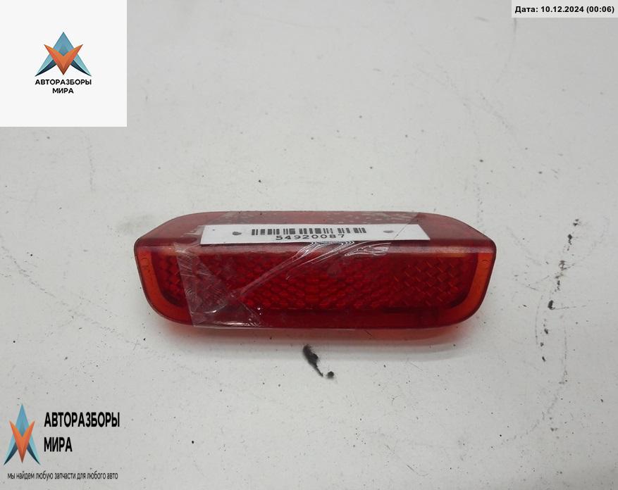 фонарь салона (плафон) Volkswagen Passat B6 2007, 2.0 л., дизель, МКПП, чёрный, универсал, 1K0947618A - фото №1