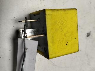 реле (прочие) Renault Scenic 1 поколение [рестайлинг] 2002, 2.0 л., бензин, АКПП, красный, минивэн, 7700844253