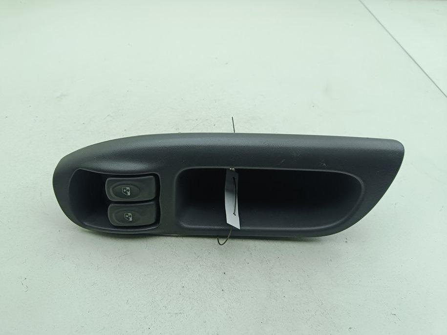 блок управления стеклоподъемниками Renault Scenic I 1999, 1.6 л., бензин, АКПП, серый, минивэн, 432963K