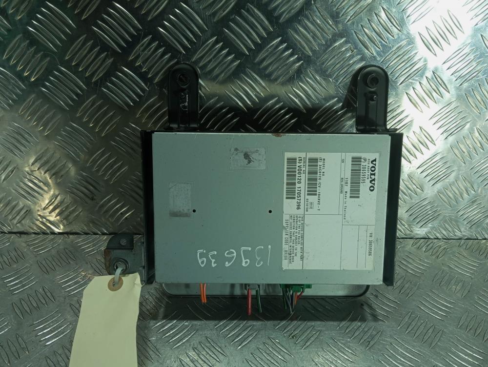 усилитель музыкальный Volvo S60 2 поколение 2011, цвет, 30659595 - фото №1