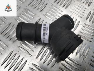 фланец (тройник) системы охлаждения Volkswagen Caddy 3 поколение 2006, 2.0 л., бензин, МКПП, красный, фургон, 1K0122291AE