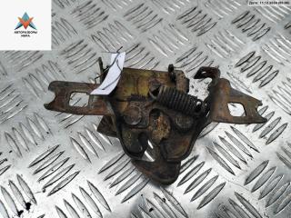 замок капота Volkswagen Golf 3 поколение 1995, 1.8 л., бензин, АКПП, красный, хетчбэк 3 дв., 1HM823509C