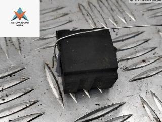 кронштейн радиатора Volkswagen Passat B5 [рестайлинг] 2004, 1.9 л., дизель, МКПП, чёрный, универсал, 8D0260425