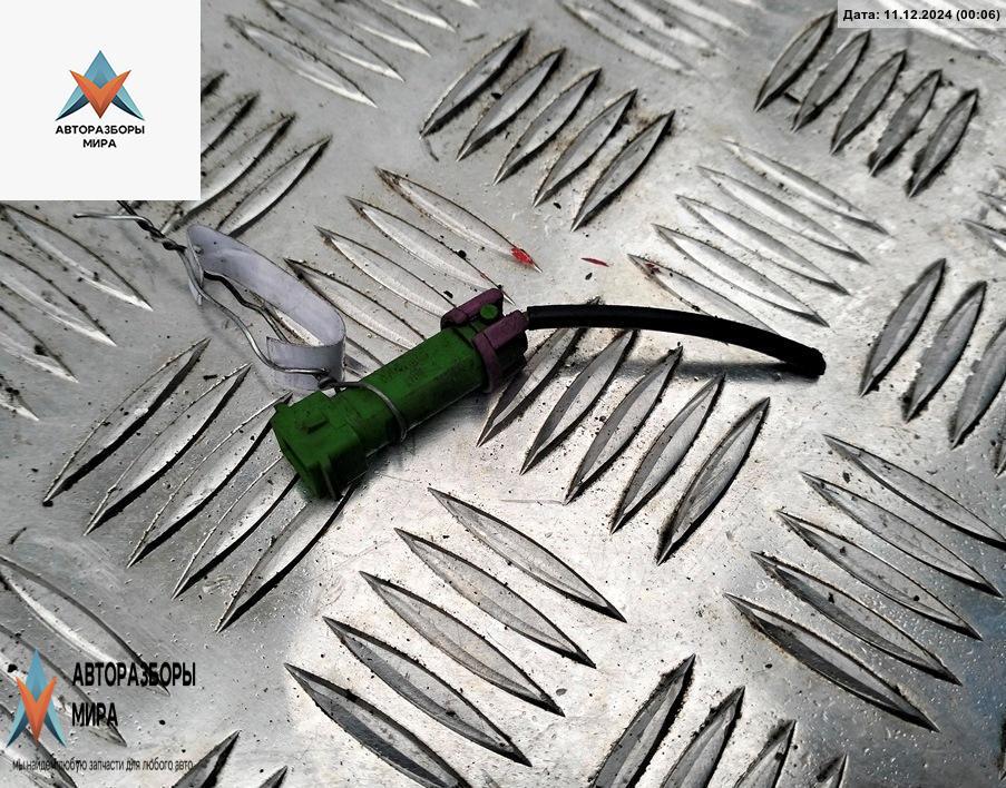 разъем (фишка) проводки Volkswagen Passat B5 1998, 1.8 л., бензин, МКПП, зелёный, универсал, 813972641 - фото №1