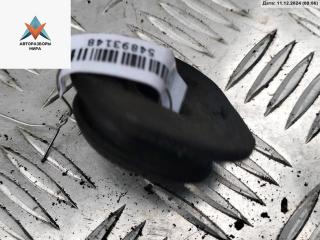 кронштейн радиатора Volkswagen Passat B6 2006, 1.6 л., бензин, МКПП, серый, универсал, 1K0121367F