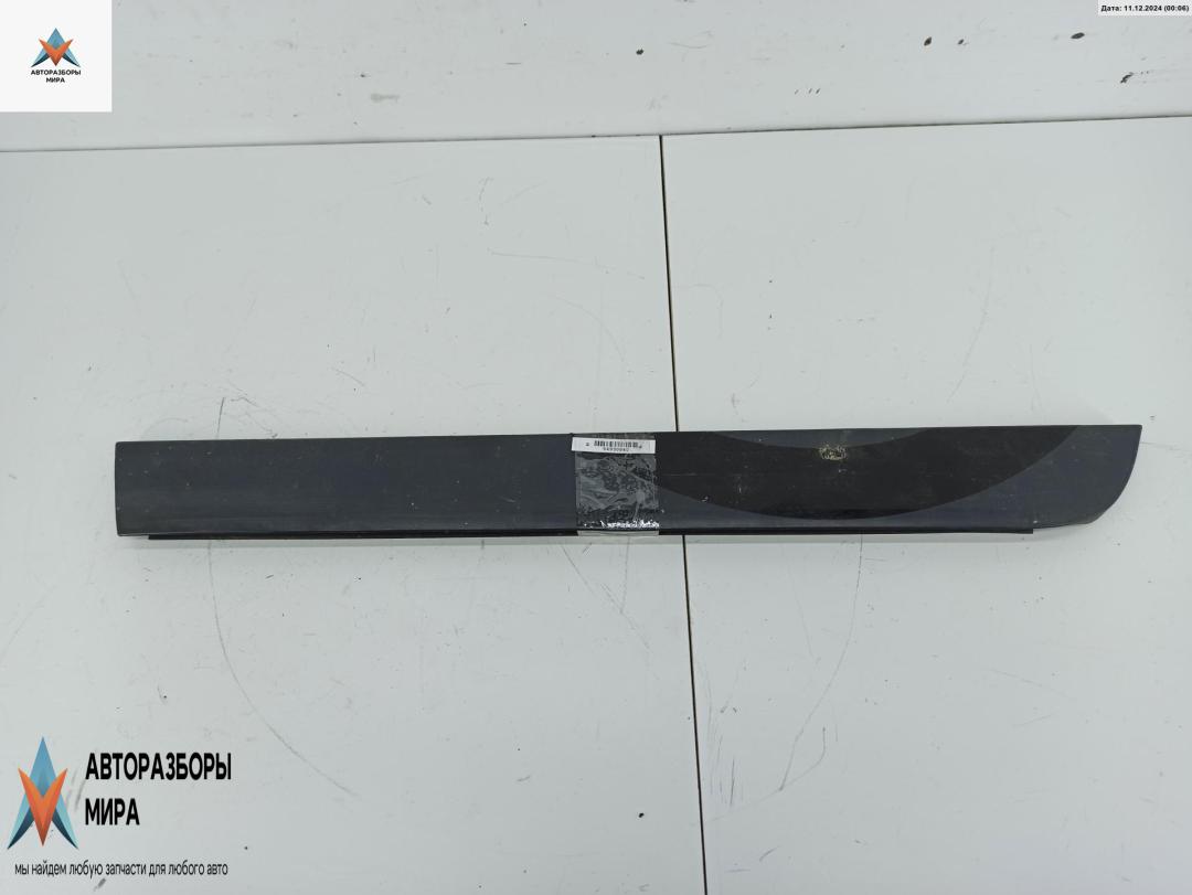 молдинг двери задней левой Audi A4 B6 2002, 2.0 л., бензин, МКПП, серый, универсал, 8E0853969 - фото №1