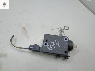 активатор замка багажника Opel Zafira 1 поколение (A) 1999, 1.8 л., бензин, МКПП, красный, минивэн, 90460062