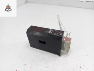 активатор (привод) замка двери BMW 5 серия E39 1999, 2.5 л., бензин, МКПП, красный, универсал, 8352165