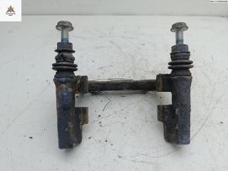 скоба суппорта Peugeot 407 1 поколение 2006, 2.7 л., дизель, АКПП, белый, купе, ARG