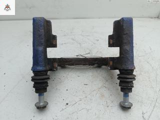 скоба суппорта Peugeot 407 1 поколение 2006, 2.7 л., дизель, АКПП, белый, купе, ARD