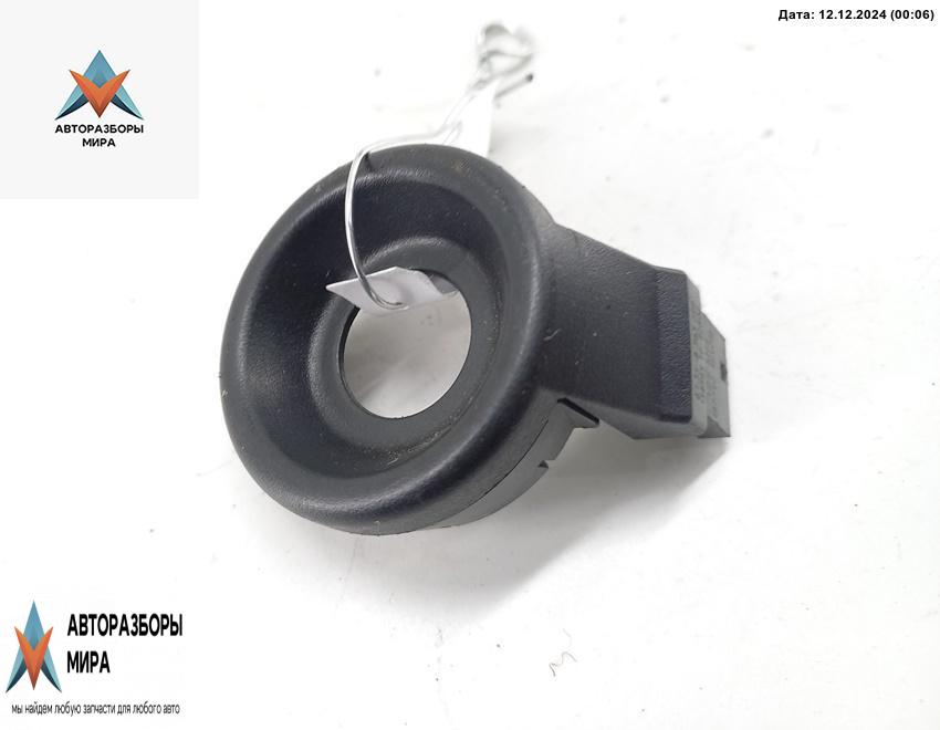 антенна BMW 3 серия E46 1999, 2.8 л., бензин, АКПП, серый, седан, 8363099 - фото №1