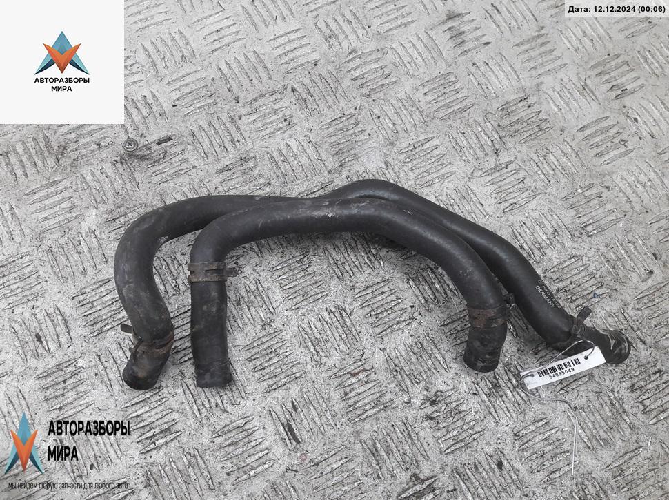 патрубок (трубопровод, шланг) Volkswagen Golf 4 поколение 1999, 1.6 л., бензин, МКПП, серый, универсал, 1J0121086R - фото №1