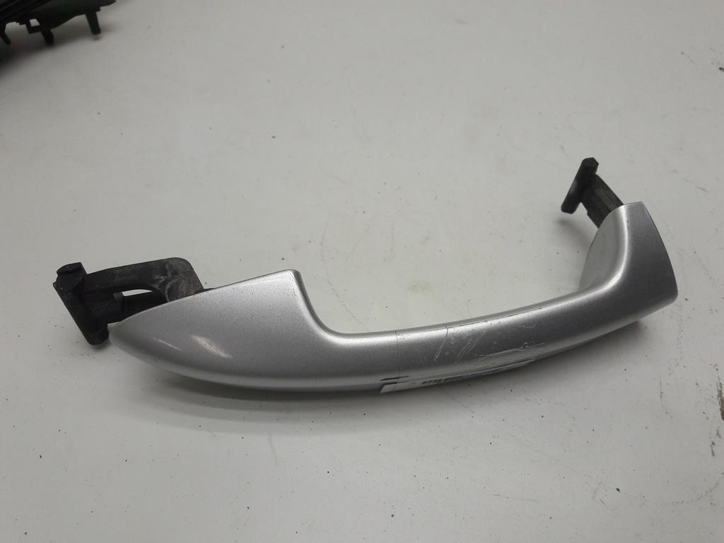 ручка наружная задняя левая Volkswagen Passat B6 2006, 2.0 л., бензин, МКПП, серый, универсал, 3C0837209