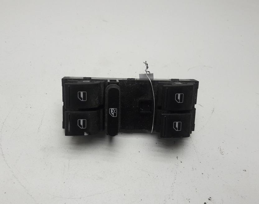 блок управления стеклоподъемниками Volkswagen Passat B6 2007, 2.0 л., дизель, МКПП, чёрный, универсал, 1K4959857A