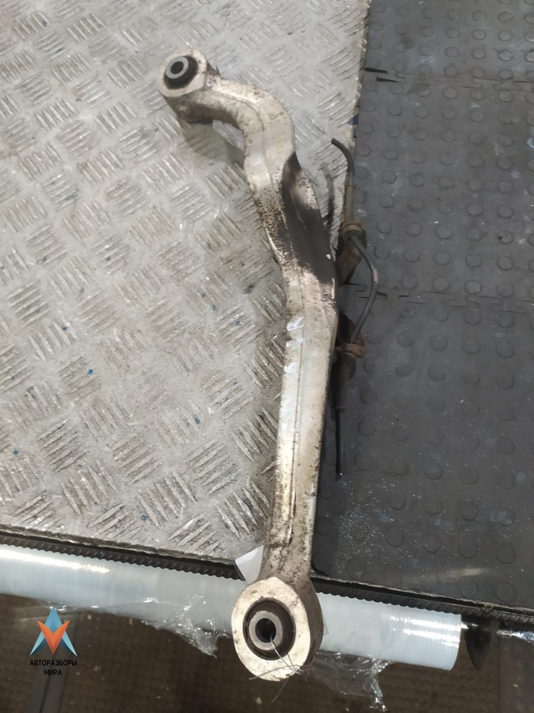 рычаг задний Nissan Qashqai 1 поколение 2007, 1.6 л., бензин, МКПП, внедорожник 5 дв. - фото №1