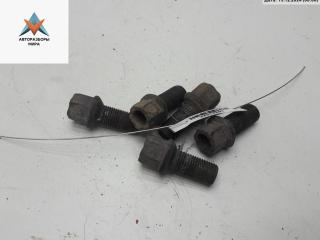 болт колесный Volkswagen Golf 5 поколение 2005, 1.6 л., бензин, МКПП, синий, хетчбэк 5 дв.