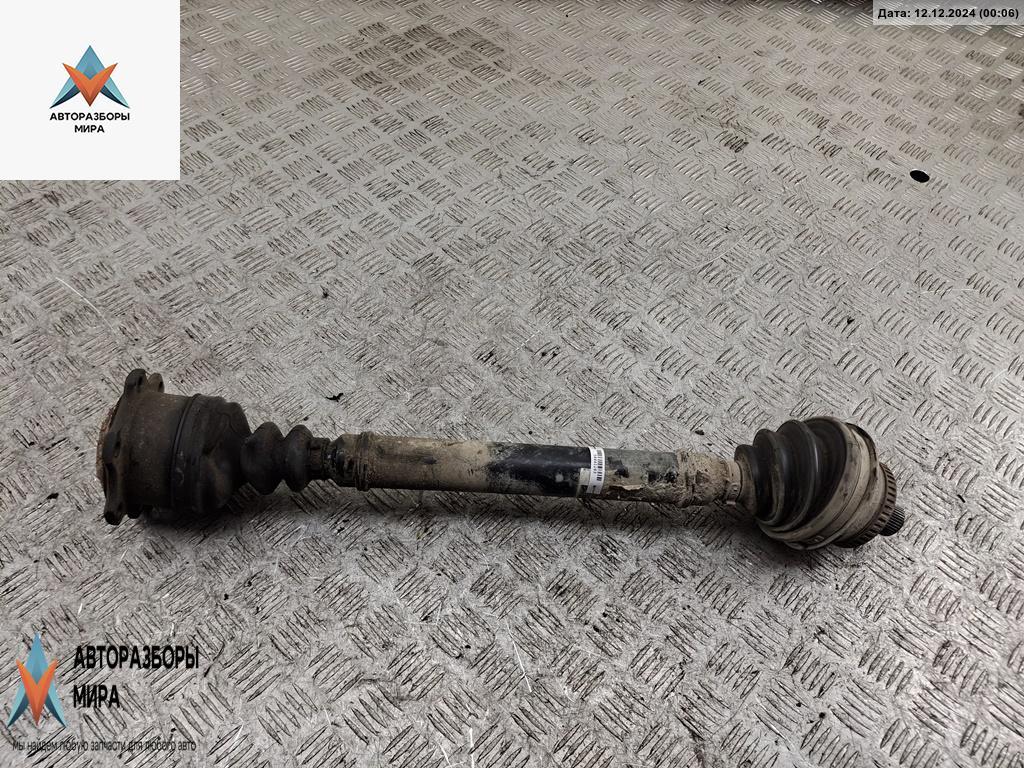 полуось передняя левая (приводной вал, ШРУС) Audi A6 4B/C5 1998, 2.8 л., бензин, МКПП, серый, универсал, 4B0407271C - фото №1