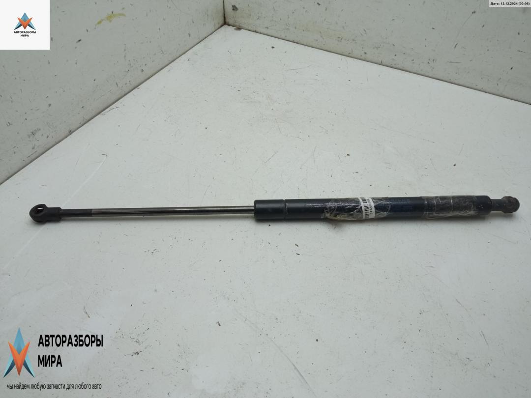 амортизатор крышки багажника (3-5 двери) Toyota Avensis 2 поколение (T250) 2005, 2.2 л., дизель, МКПП, серый, универсал, 68950-09340 - фото №1