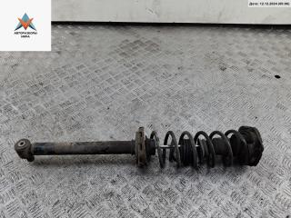 стойка передняя Audi A4 B5 1997, 1.6 л., бензин, МКПП, зелёный, седан, 8D0813031