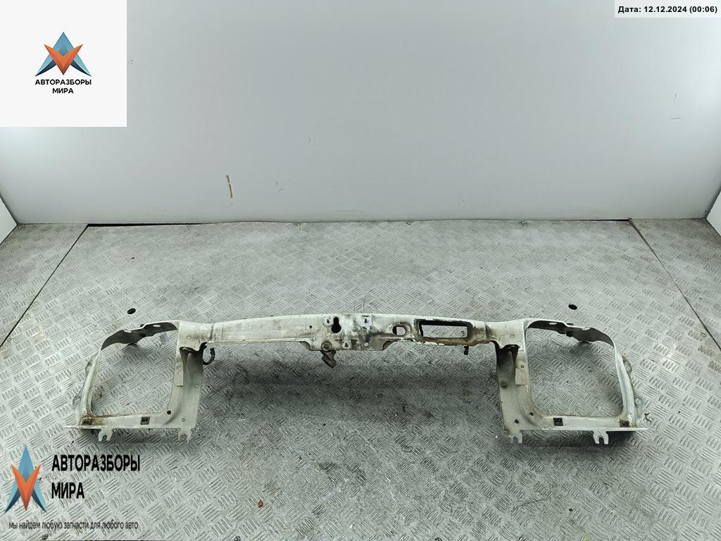 Рамка радиатора Fiat Doblo 1 поколение 2003, 1.2 л., бензин, МКПП, белый, фургон - фото №1