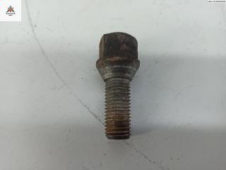 болт колесный Mercedes-Benz C-Класс W203/S203/CL203 2001, 2.2 л., дизель, МКПП, серый, седан