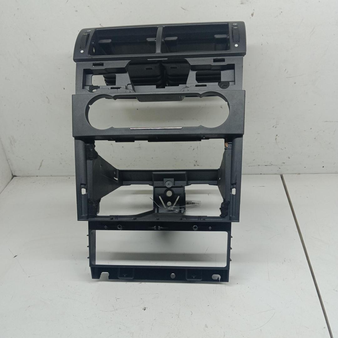 рамка под магнитолу Ford Mondeo III 2005, 2.0 л., дизель, МКПП, серый, универсал, 4S7118522ADW