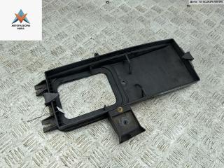 корпус салонного фильтра Volkswagen Passat B5 1998, 1.6 л., бензин, МКПП, красный, универсал