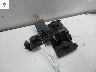 панель заднего левого фонаря Opel Omega B 1996, 2.0 л., бензин, МКПП, красный, седан, 5032