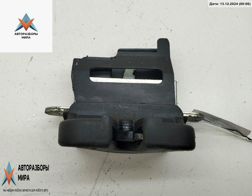 замок багажника Volkswagen Passat B6 2006, универсал, 1K6827505C - фото №1