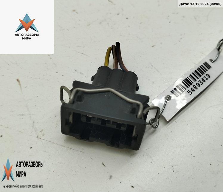 разъем (фишка) проводки Volkswagen Passat B5 1997, 1.8 л., бензин, МКПП, серый, седан, 357972753 - фото №1