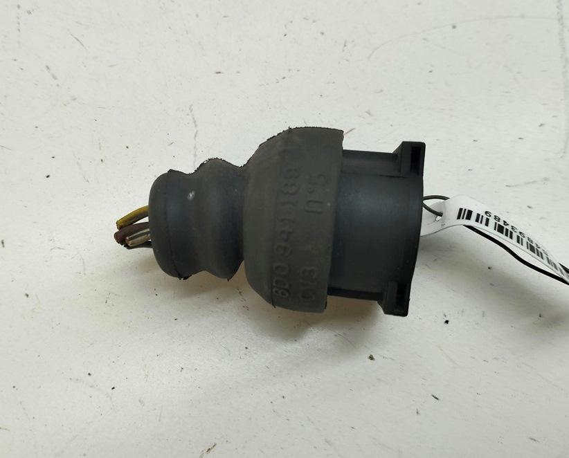 разъем (фишка) проводки Volkswagen Passat B5 1997, 1.8 л., бензин, МКПП, серый, седан, 8D0941189