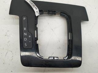 рамка обрамление кулисы Volkswagen Passat B7 2012, 2.5 л., бензин, АКПП, синий, седан, 561713203