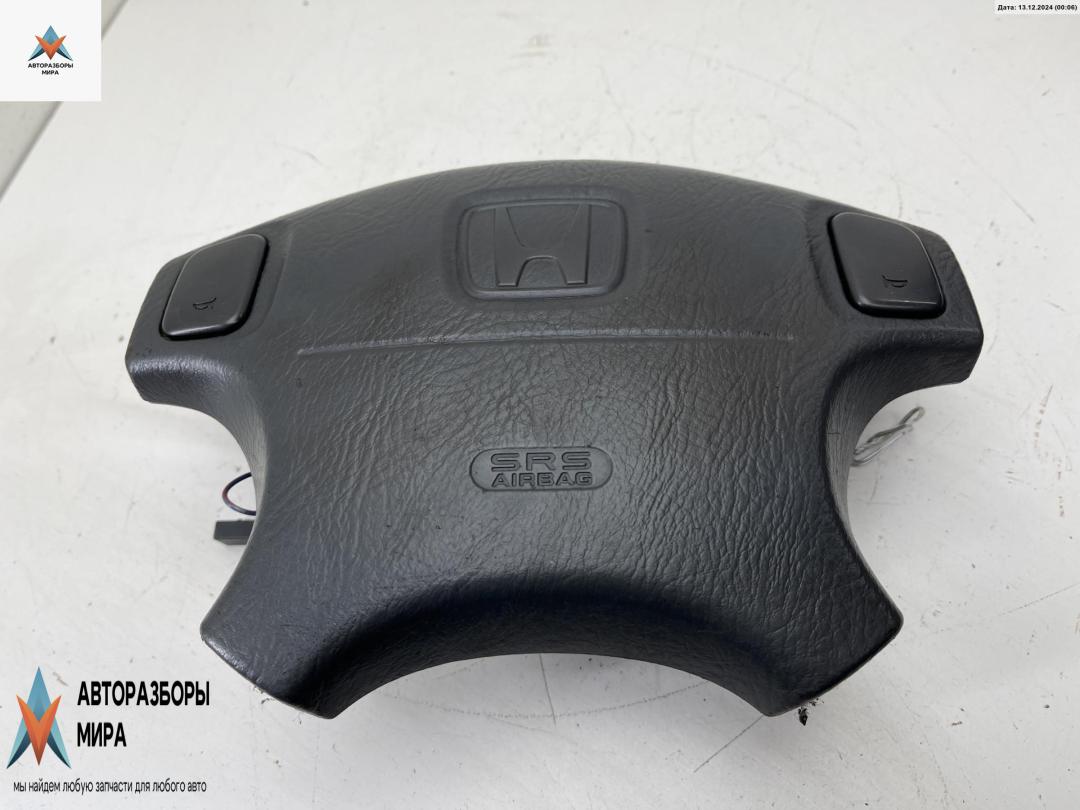 подушка безопасности водителя Honda Civic 6 поколение 1996, 1.4 л., бензин, МКПП, чёрный, хетчбэк 3 дв., 77800-S04-G81 - фото №1