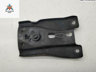 кронштейн (крепление) Volkswagen Passat B7 2012, 2.5 л., бензин, АКПП, синий, седан, 561805567A