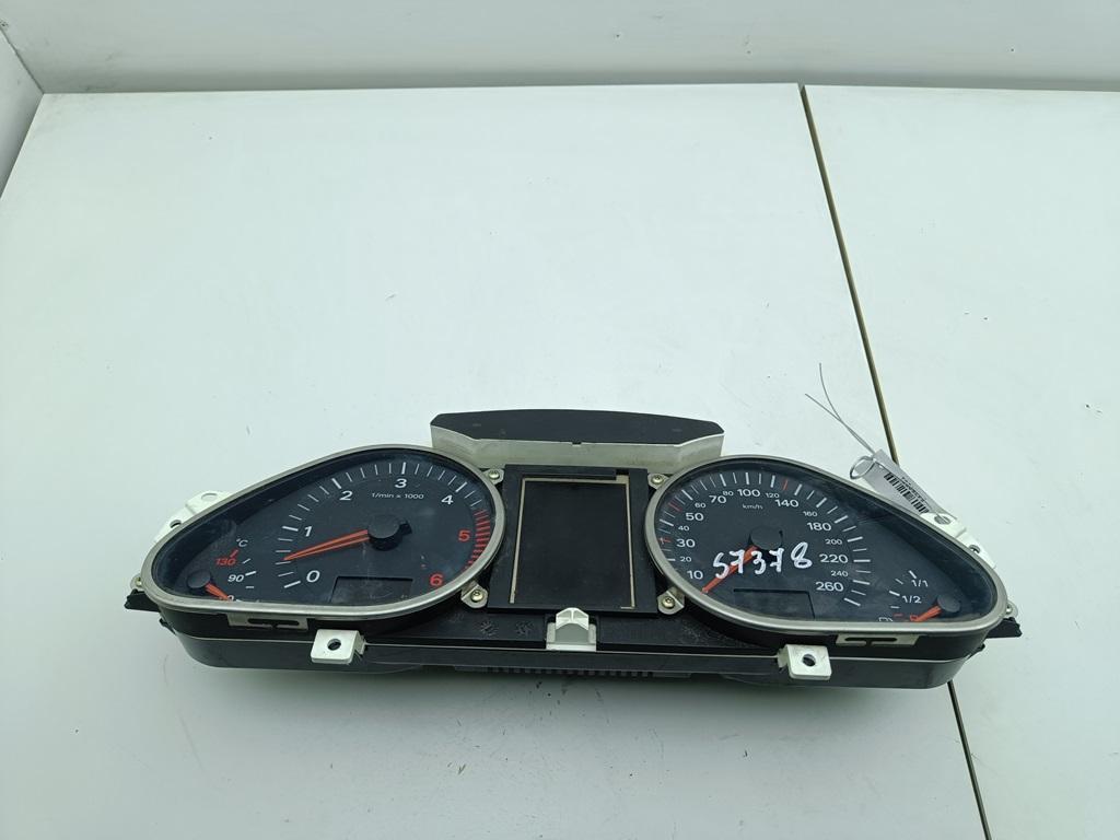 приборная панель Audi A6 4F/C6 2005, 2.7 л., дизель, АКПП, серый, универсал, 5550007301 - фото №1