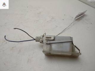 подсветка номера Renault Master 2 поколение 2000, 2.8 л., дизель, МКПП, белый, микроавтобус, 7700296163