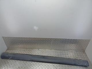 Накладка на порог наружная левая Opel Omega B 1996, красный, седан, 90493309