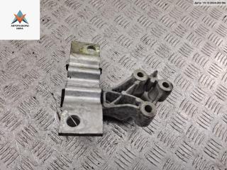 подушка крепления двигателя Dacia (Renault) Sandero I 2009, 1.2 л., бензин, МКПП, белый, хетчбэк 5 дв., 805581, 323142